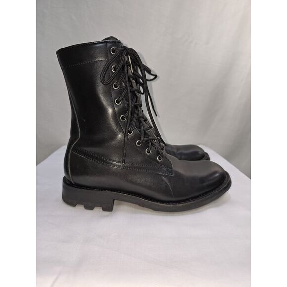 Louis Vuitton Zipped and Lace-Up Combat Boots in Black Leather - Picture 2 of 10